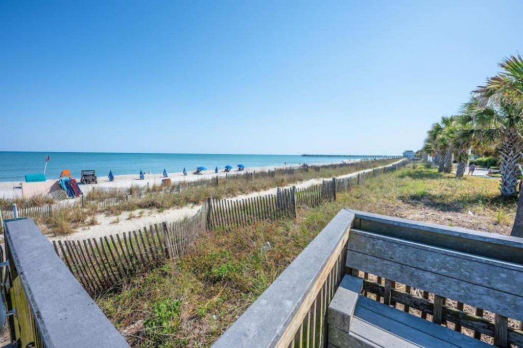 Апартаменты Oceanfront,Heated Pools,Boardwalk, Location,Views! Миртл-Бич Экстерьер фото